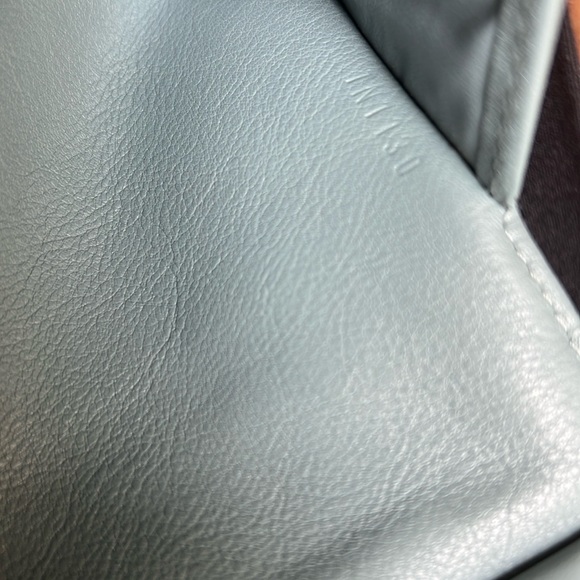 Authentic LV Mahina Amelia Wallet, EMERGENCY SALE. PRICE FIRM - Picture 11 of 17